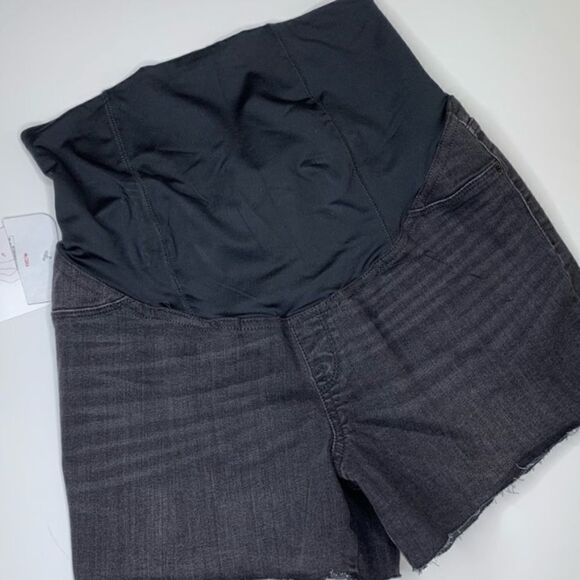 Nwt MATERNITY BLACK DENIM SHORTS ISABEL CROSSOVER - Picture 3 of 8